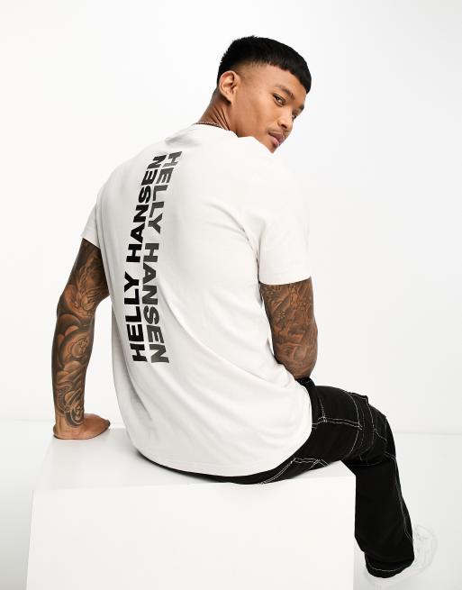 Helly Hansen – T-Shirt in Hellgrau mit großem Logoprint auf dem Rücken