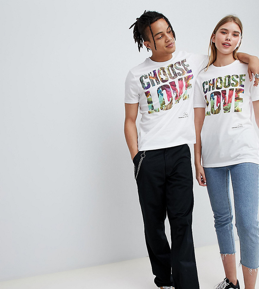 Help Refugees - Choose Love x Wilderness Festival - T-shirt van biologisch katoen-Wit