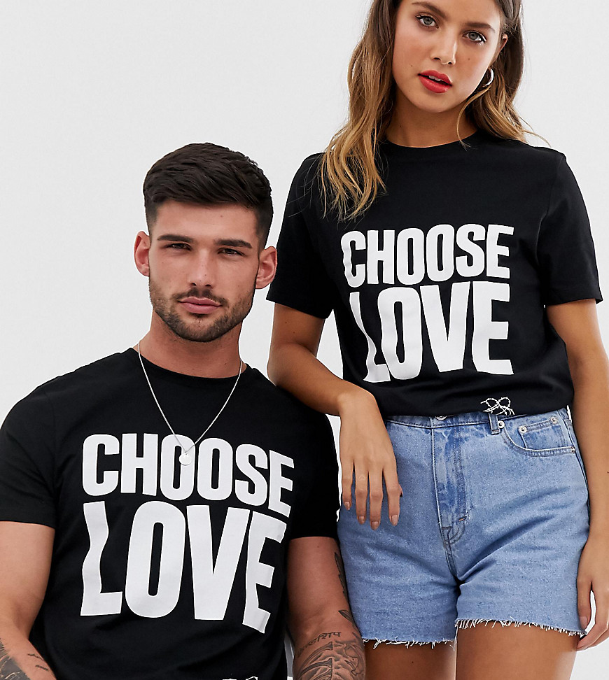 Help Refugees - T-shirt lunga nera in cotone biologico con scritta Choose Love-Nero