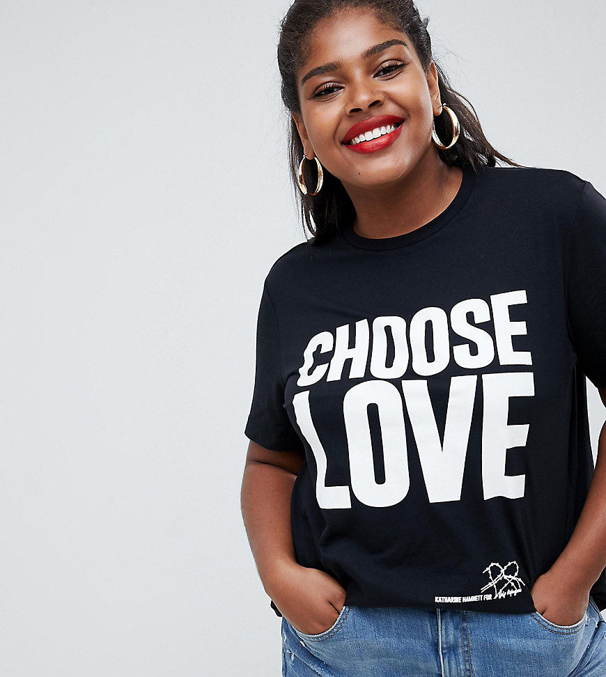 Help Refugees - T-shirt van zwart biologisch katoen met Choose Love-tekst en ronde zoom