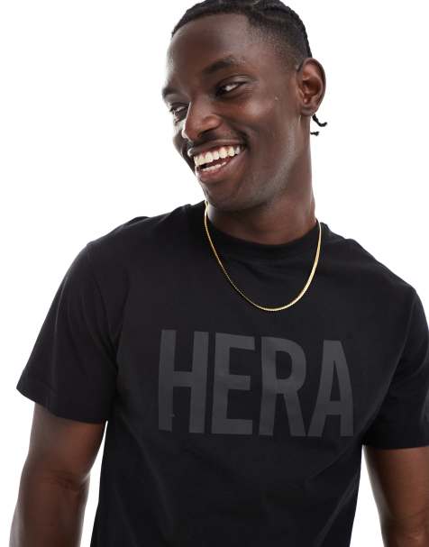 Hera label regular fit t-shirt in black - view 1