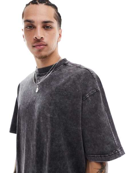 Hera Mens washed graphic t-shirt in black - view 1