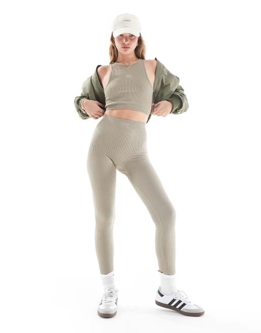 Hera ribbed base legging in grey green