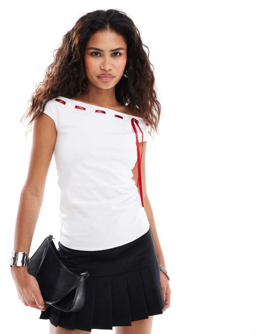 Heretic Nine Exclusive off shoulder fitted top with red ribbon bow deail
