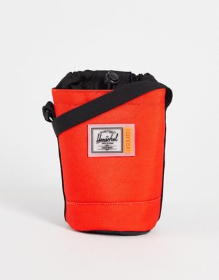 Herschel Supply Co. bottle bag in grenadine red - ASOS Price Checker