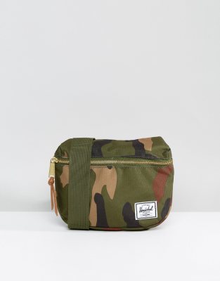 herschel fanny pack camo