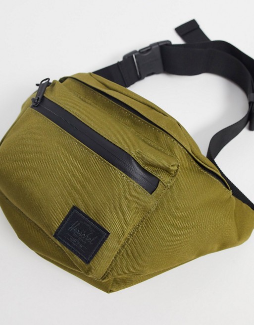 Herschel Supply Co seventeen bum bag in khaki green