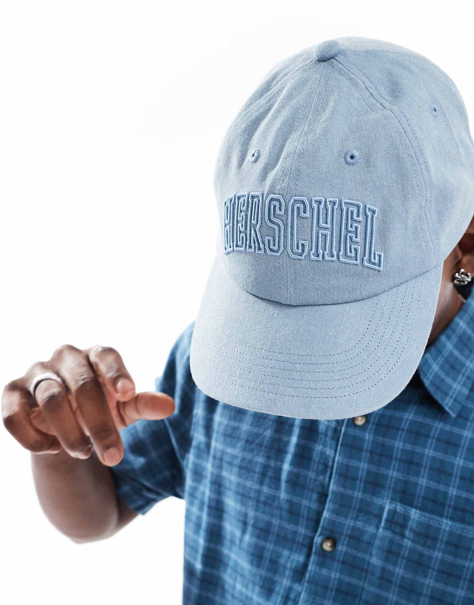 Колпачок Herschel Supply Co Sylas окрашен в промытый синий цвет