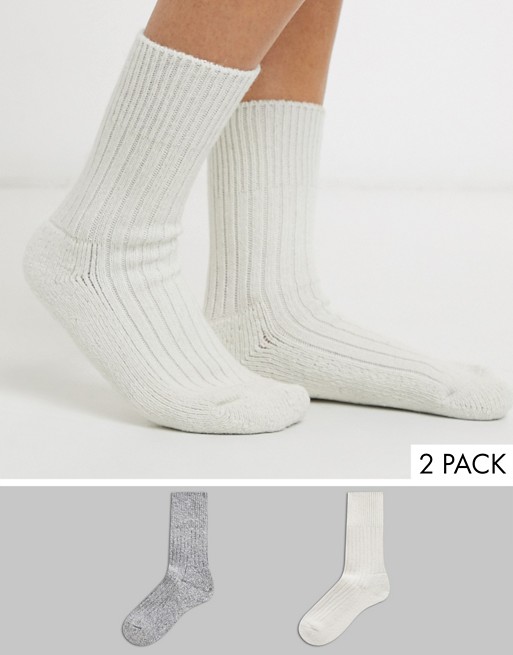 Hewitt & Munro 2 pack boot socks in cream & light grey