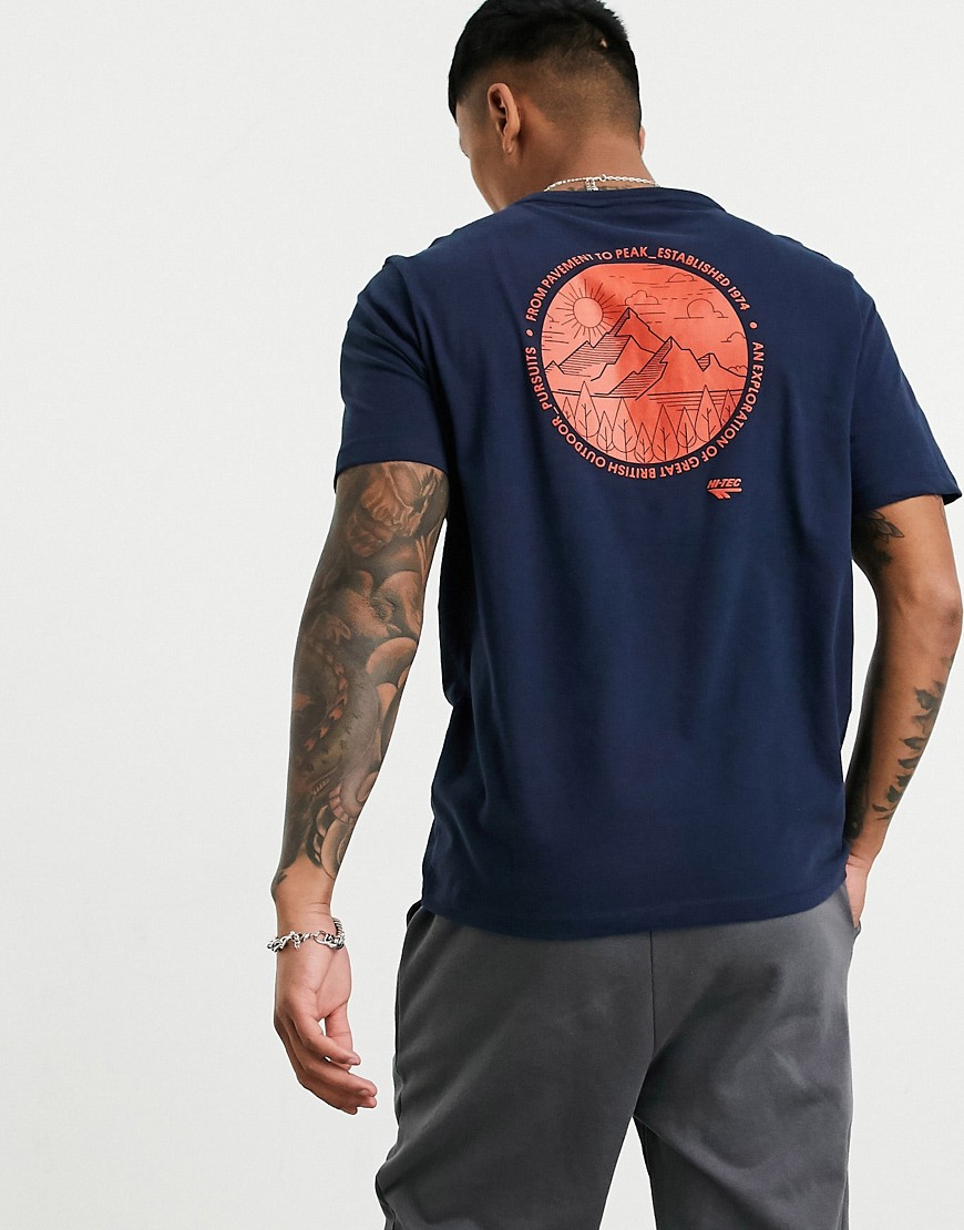 Hi-Tec - T-shirt met klein logo en print op de rug in blauw