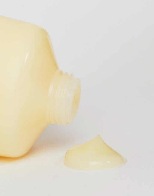 Hidratante en loción en tubo de 50 ml Dramatically Different de Clinique, 3 de 4