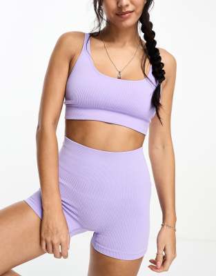 HIIT - Essential - Nahtlose gerippte Booty-Shorts-Lila