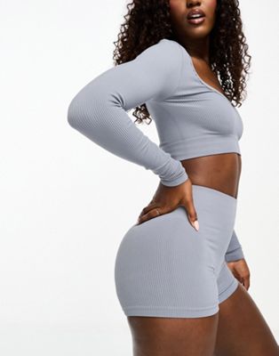 https://images.asos-media.com/products/hiit-essential-seamless-rib-booty-short/204154015-1-grey?$XXL$
