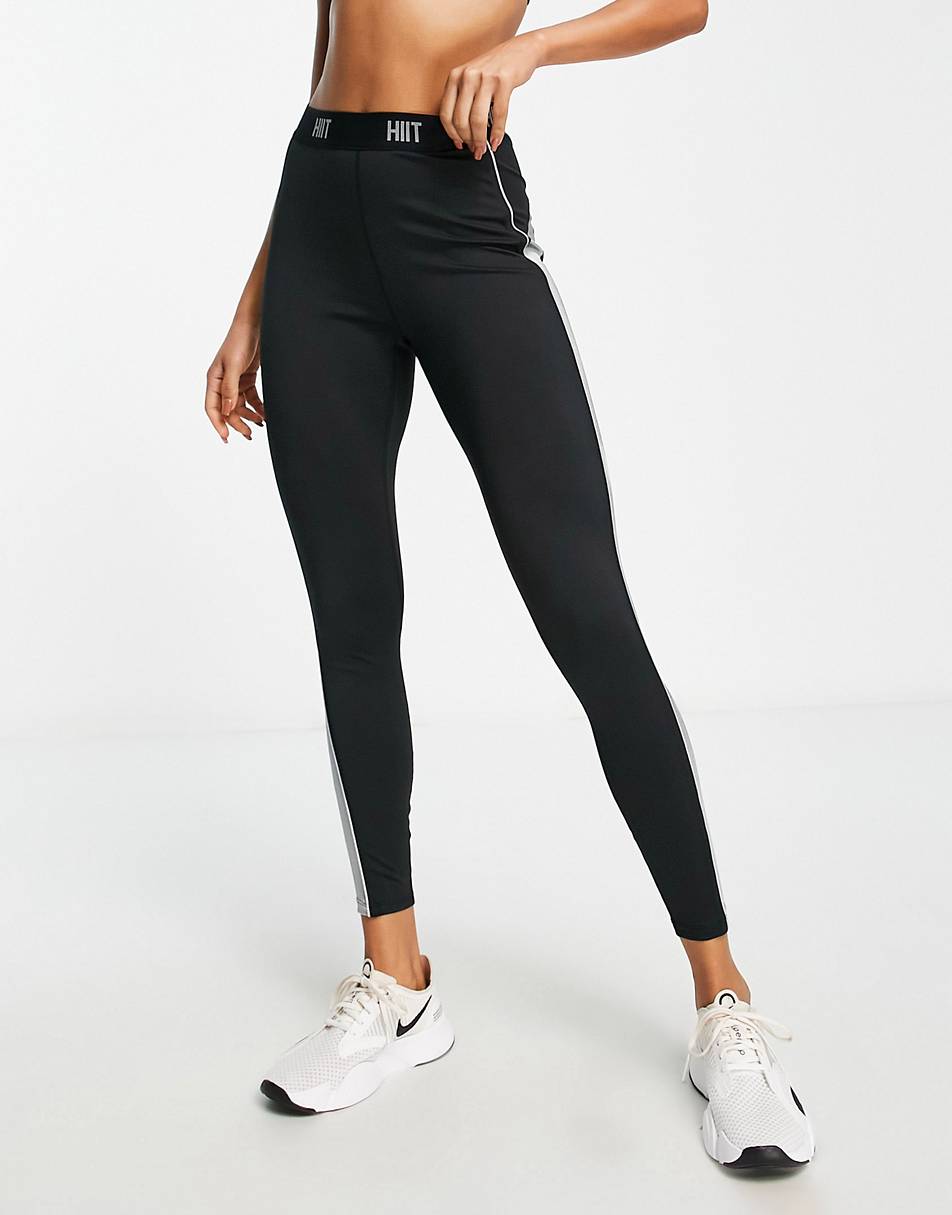 HIIT legging with branded tape in black