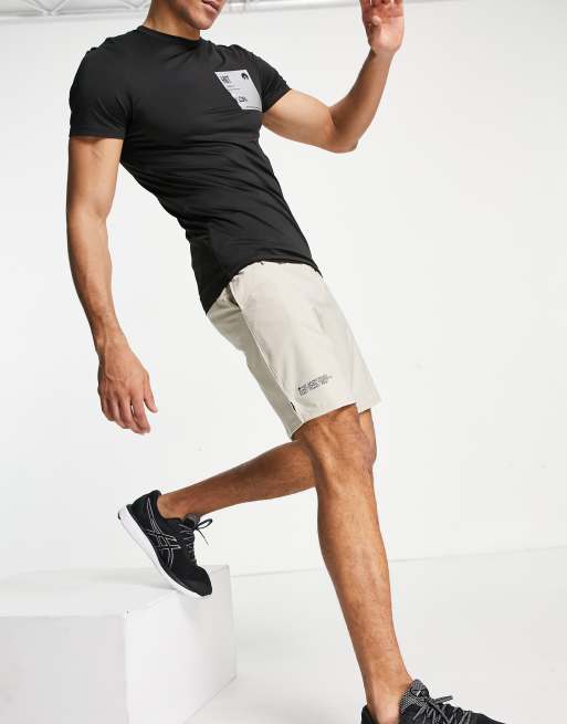 HIIT – Mittellange, gewebte Laufshorts in Stein, 4 von 4