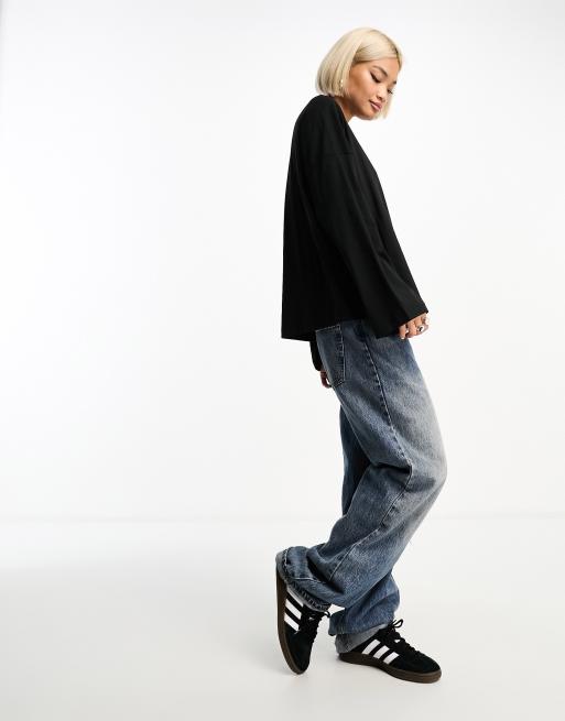 HIIT - Oversized og sort T-shirt med lange ærmer , 2 af 4