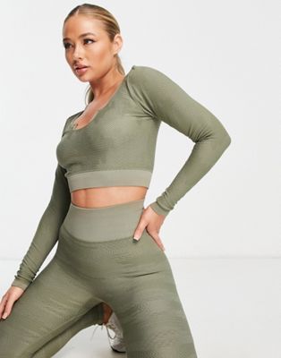 HIIT seamless crop top with notch neck in textured camo in khaki