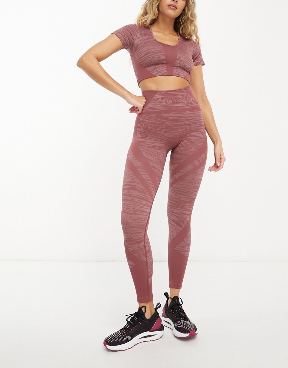 HIIT Seamless crinkle long sleeve crop top and highwaisted legging in lilac
