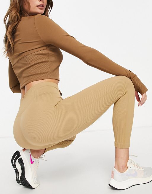 HIIT seamless rib leggings in light brown