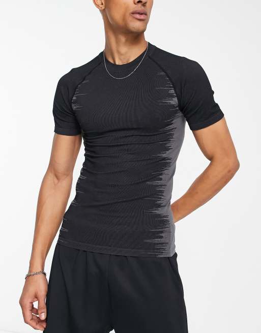 HIIT rib training t-shirt in dark grey, Compare