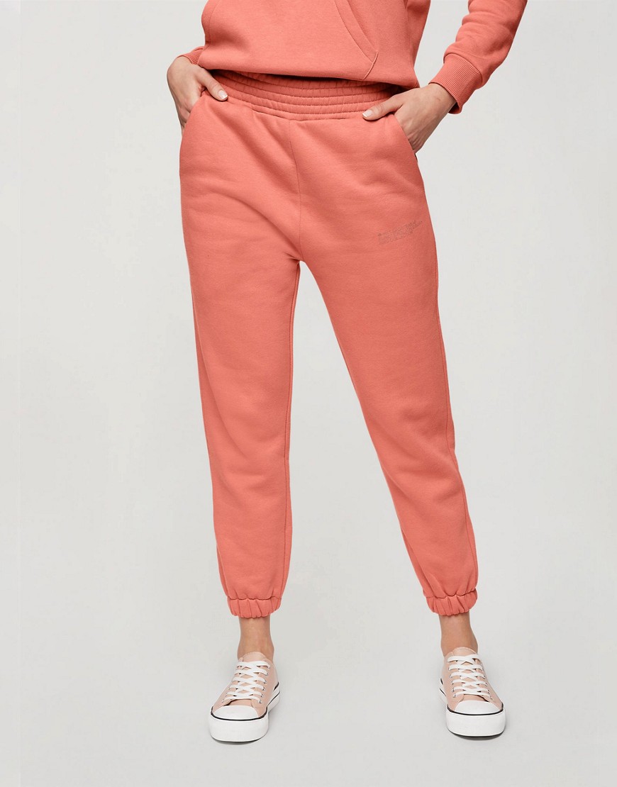 HIIT signature sweatpants in coral pink