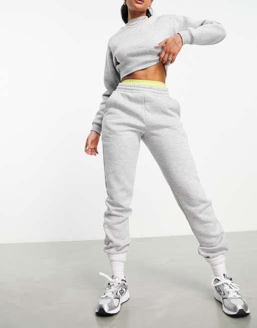 HIIT - Slim fit joggingbroek in gemêleerd ijs