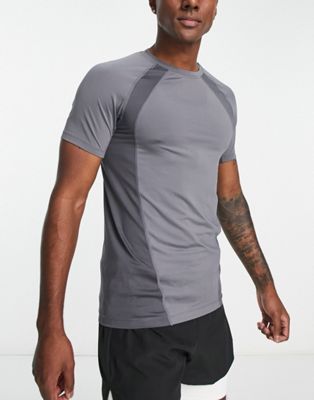 HIIT t-shirt with mesh side panels