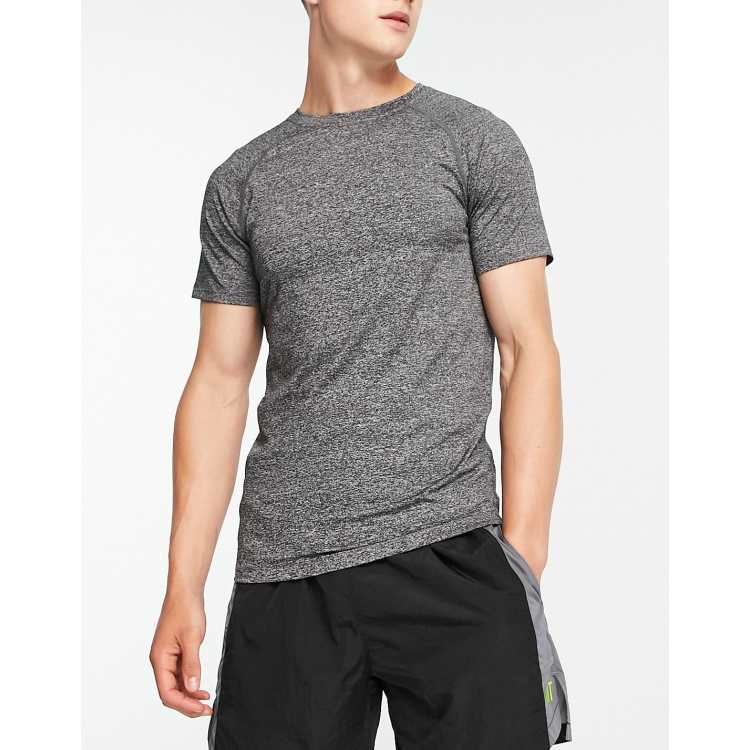 ASOS 4505 sleeveless t-shirt with camo jacquard seamless knit