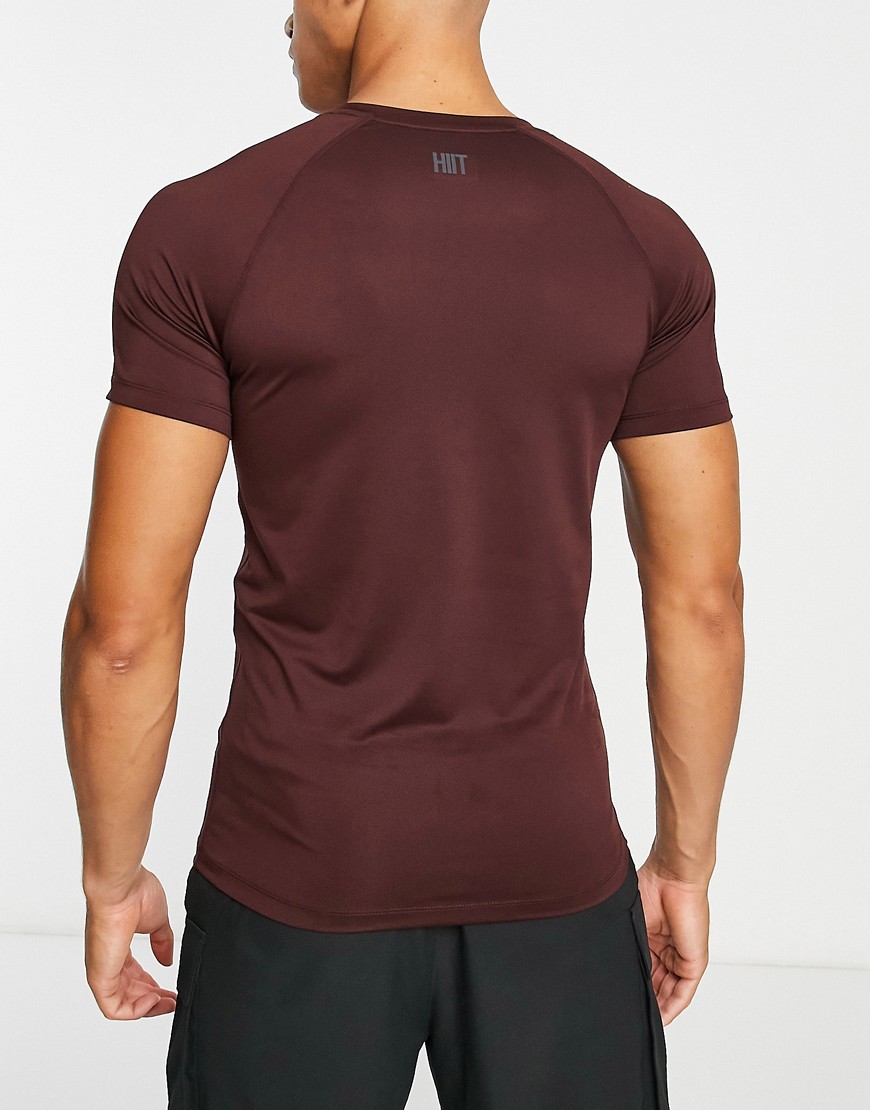 HIIT training t-shirt in brown