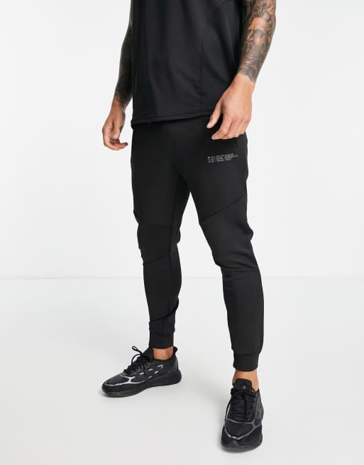 HIIT Training tech joggers in black