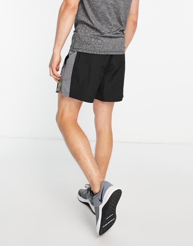 HIIT woven color block shorts 0