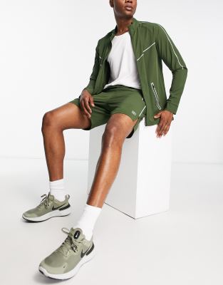 HIIT woven track jacket in khaki-Green