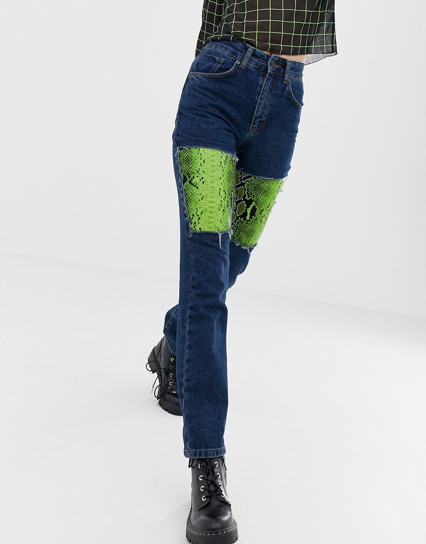 Højtaljede 80'er jeans i imiteret slangeskind fra The Ragged Priest-Blå