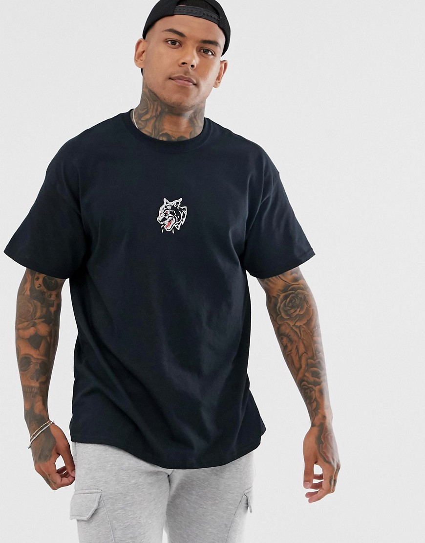 HNR LDN – False – Broderad t-shirt i oversize-modell-Svart