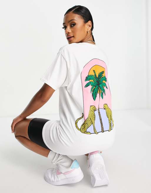 HNR LDN - Oversized T-shirt met grafische cheetahprint op de rug in wit