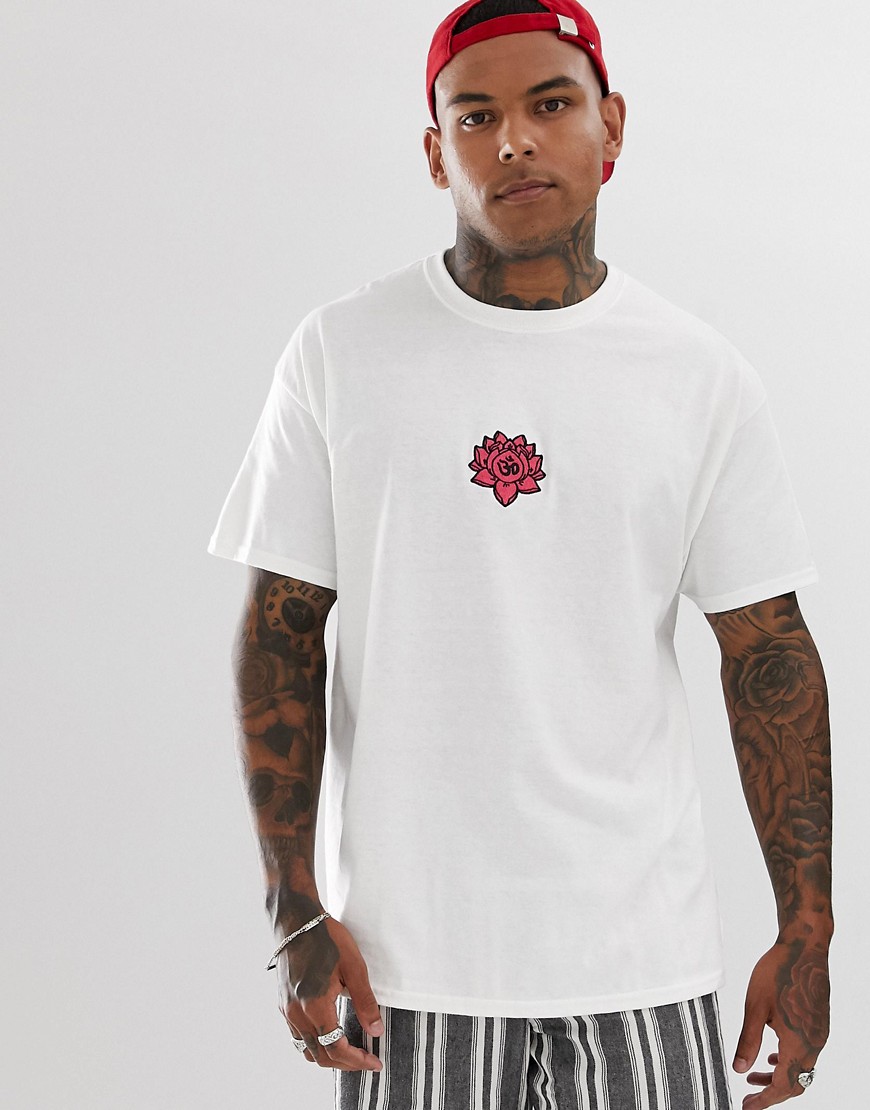 HNR LDN – T-shirt i oversize-modell med broderad lotusblomma-Vit