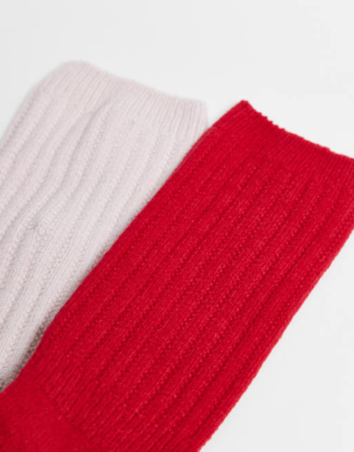 Hollister – 2er-Pack lange, kuschelige Socken in Rot und Beige, 3 von 3