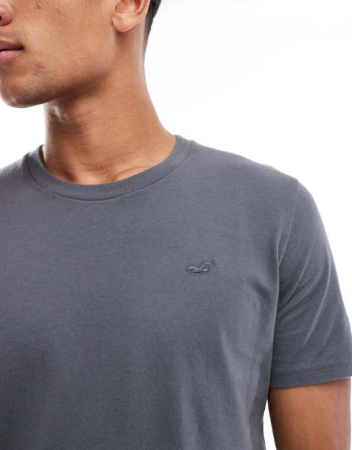 Hollister 3 pack classic fit chest logo t-shirt in neutral, 5 of 5