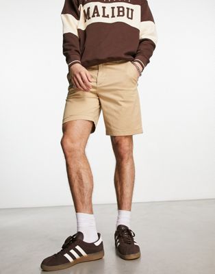 Hollister 9in flat front twill chino shorts in khaki beige