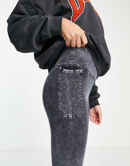 Hollister acid wash jeans clearance
