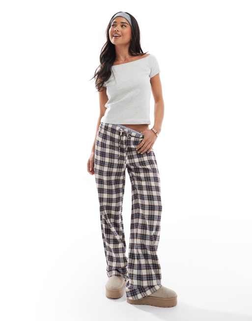 Hollister - Afslappet og grå T-shirt med offshoulder-snit, 3 af 4