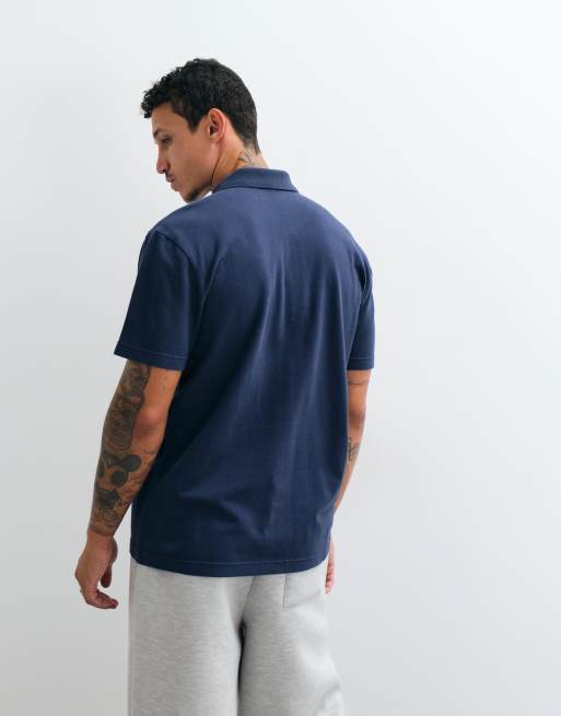 Hollister afslappet pasform grafisk polo i navy, 5 af 5