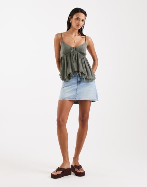Hollister – Babydoll-Camisole in Grün im Boho-Stil mit Rüschen, 3 von 4