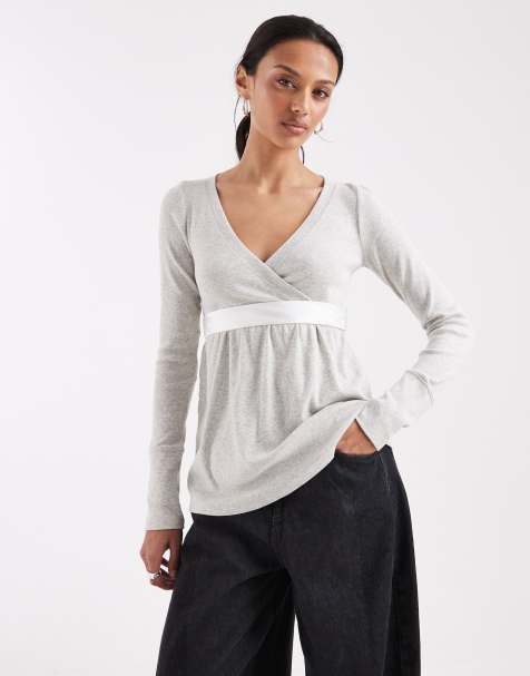 Hollister - Babydoll top met lange mouwen en V-hals in grijs - view 1