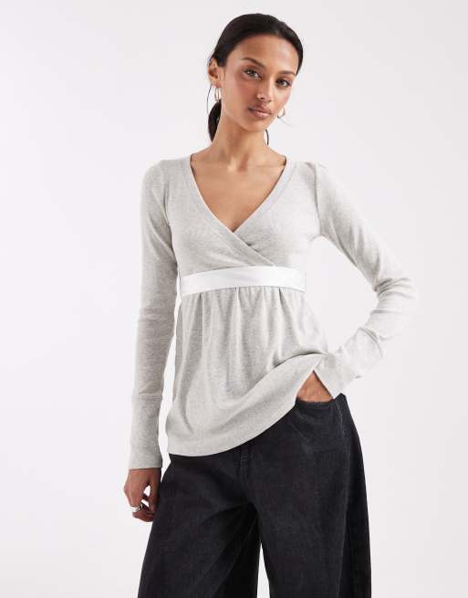 Hollister - Babydoll top met lange mouwen en V-hals in grijs