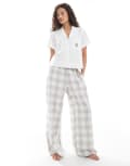 [Hollister] Hollister baggy flannel graphic pyjama bottoms in cream-Neutral L CREAM
