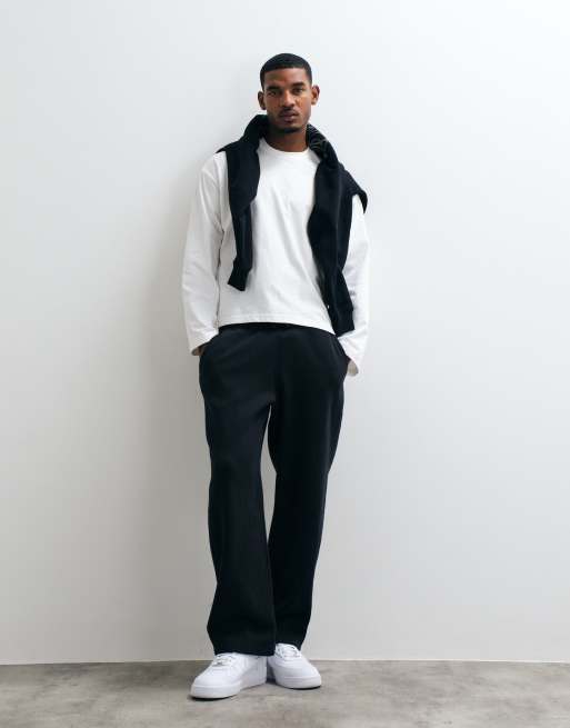 Hollister baggy low rise joggers in black, 1 of 5