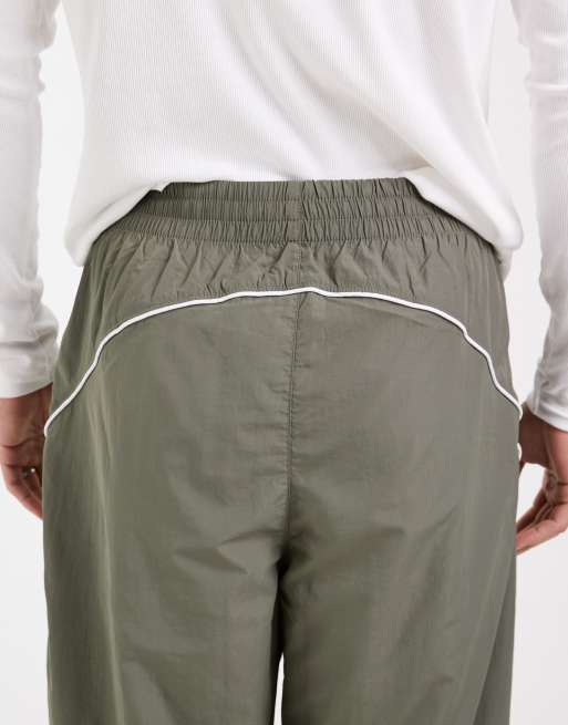 Hollister baggy track bottoms in mid green, 4 of 5
