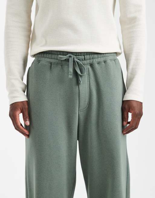 Hollister baggy trackies in green, 5 of 5