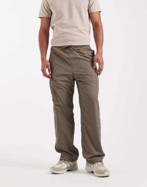 Hollister baggy trackpant with seam details in brown